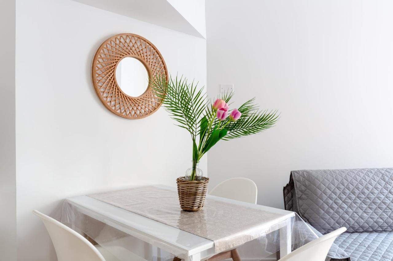 Fully Furnished Apartment-Treviso Center Экстерьер фото
